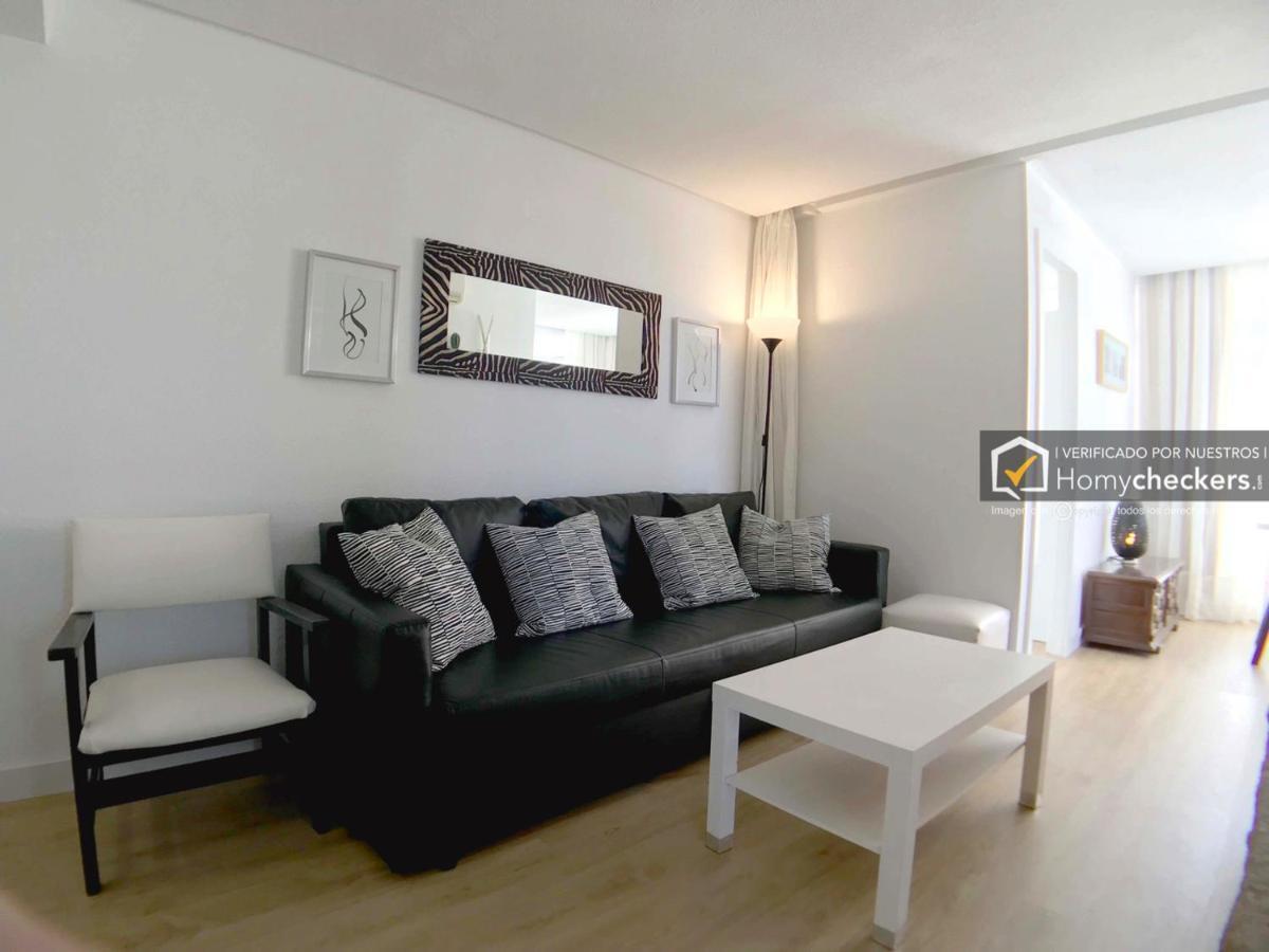 Cozy Apartamento Centro Torremolinos Luaran gambar