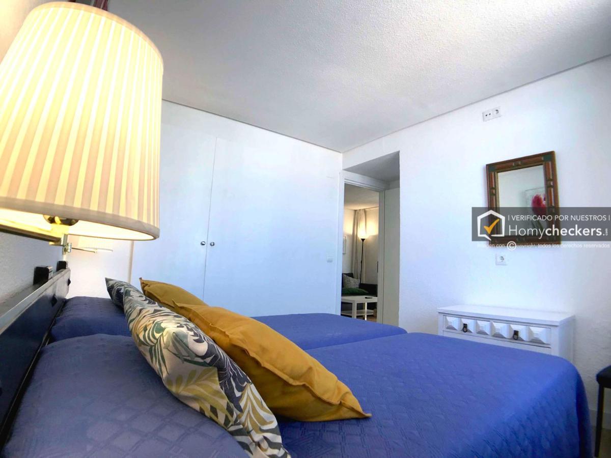 Cozy Apartamento Centro Torremolinos Luaran gambar